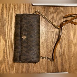 Michael kors cross body